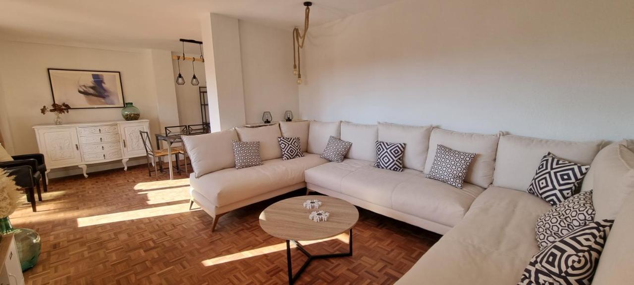 Flor De Nieve Apartment Jaca Exterior photo